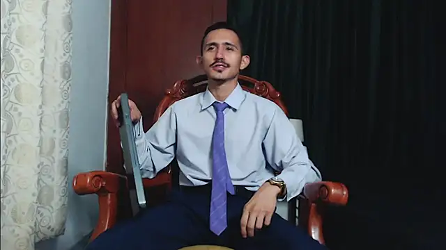 HomeAloneK online show from September 10, 2025, 7:57 pm