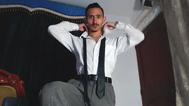 HomeAloneK online show from March 5, 2025, 8:10 pm