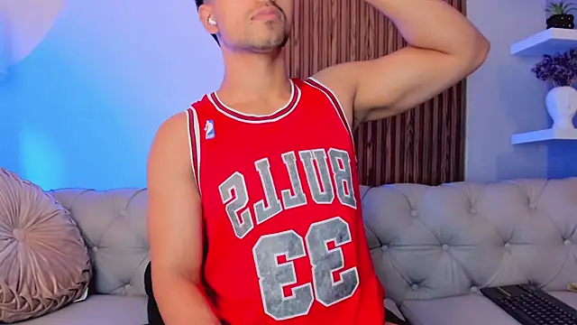 Snapshot of liam_collins21 chatting on March 14, 2025, 5:57 pm liam collins21 online show from March 14, 2025, 5:57 pm