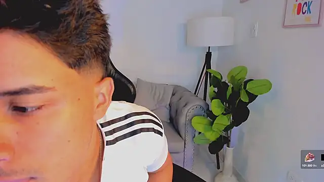 Snapshot of liam_collins21 chatting on September 29, 2025, 11:49 am liam collins21 online show from September 29, 2025, 11:49 am