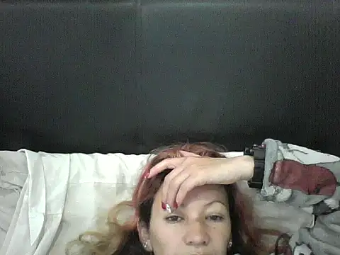 Snapshot of Paulita_x3 chatting on December 27, 2024, 11:39 am Paulita x3 online show from December 27, 2024, 11:39 am