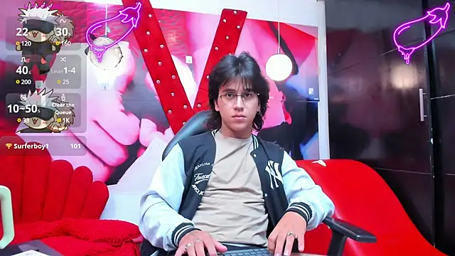 Snapshot of alex_477 chatting on March 17, 2025, 2:34 pm alex 477 online show from March 17, 2025, 2:34 pm