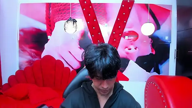 alex 477 online show from November 28, 2025, 11:43 am