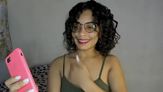 Jade Dorthini online show from February 22, 2025, 10:20 pm