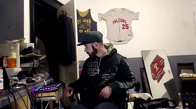 sledge901 online show from February 8, 2025, 4:03 am