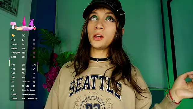 Snapshot of Feniix__ chatting on March 4, 2026, 5:04 am Feniix online show from March 4, 2026, 5:04 am