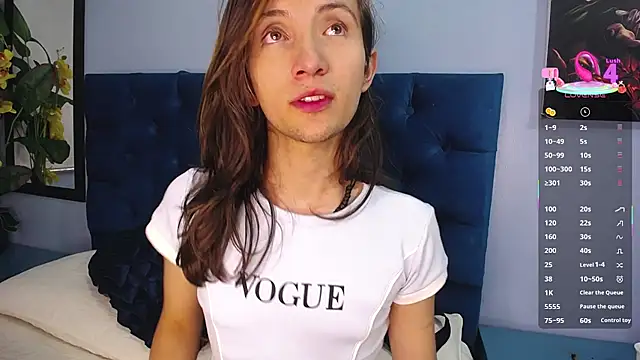 Feniix   online show from September 24, 2025, 5:25 am