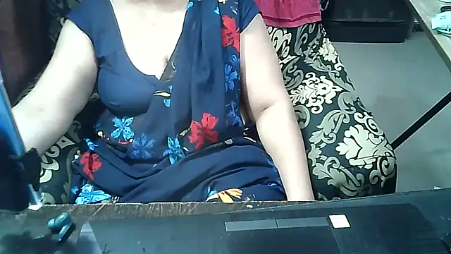 Punambhabisexy online show from May 26, 2026, 12:47 pm