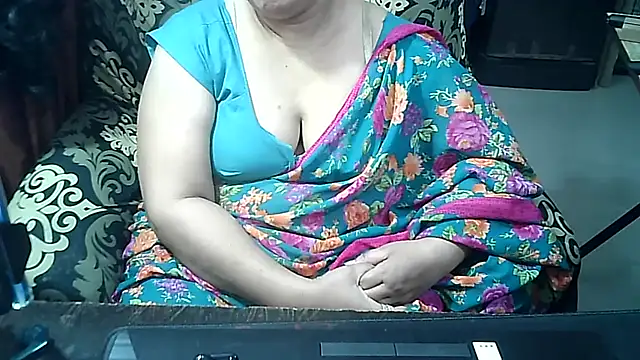 Punambhabisexy online show from April 25, 2026, 8:50 pm