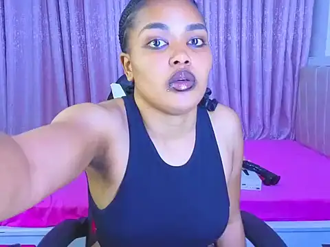 Snapshot of Pretty-shally chatting on April 14, 2026, 11:54 pm Pretty-shally online show from April 14, 2026, 11:54 pm