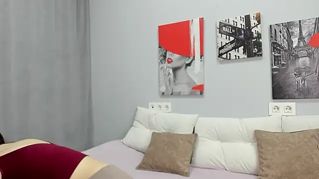 Snapshot of Tiny_JuJu chatting on March 27, 2026, 1:03 am Tiny JuJu online show from March 27, 2026, 1:03 am