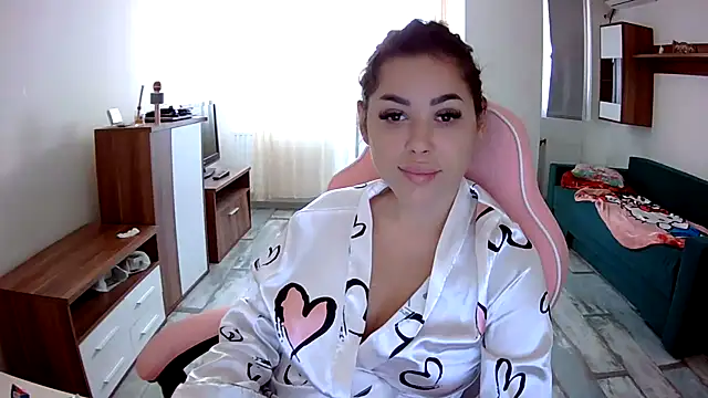 Snapshot of LovelyJulliette chatting on September 9, 2025, 7:51 am LovelyJulliette online show from September 9, 2025, 7:51 am
