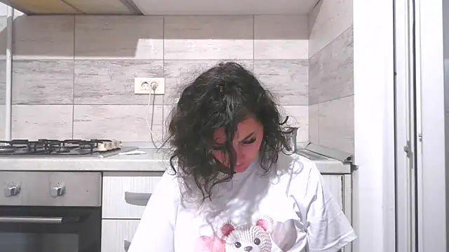 LovelyJulliette online show from November 27, 2025, 5:24 pm