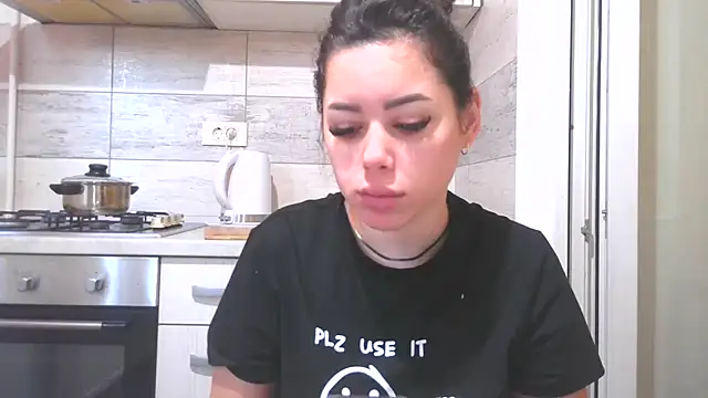 Snapshot of LovelyJulliette chatting on January 15, 2026, 1:25 pm LovelyJulliette online show from January 15, 2026, 1:25 pm