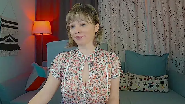 NandiSmile online show from March 17, 2026, 6:49 am