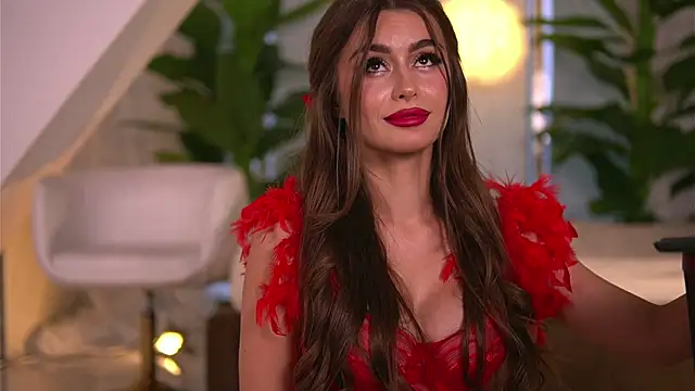 KaylaBray online show from November 28, 2025, 9:42 am