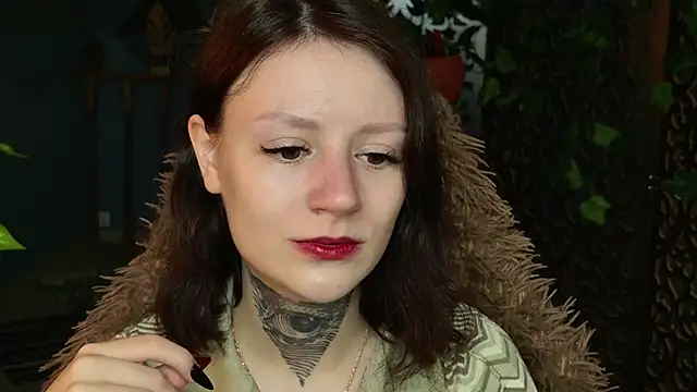 VeliraBraitberg online show from July 5, 2026, 5:47 am