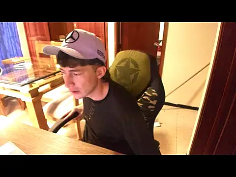 Fun Whit Alexxx online show from December 22, 2025, 8:53 pm