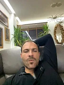 Snapshot of Adventurehotman chatting on October 19, 2025, 4:32 pm Adventurehotman online show from October 19, 2025, 4:32 pm