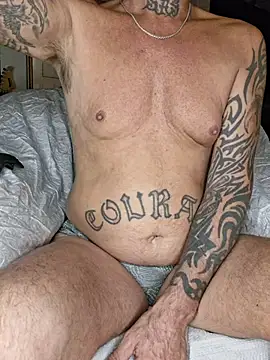 Hotbodyscottie online show from July 6, 2026, 2:29 am