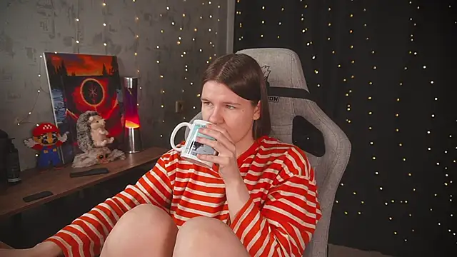 cuteamberlyyy online show from March 29, 2026, 4:36 am