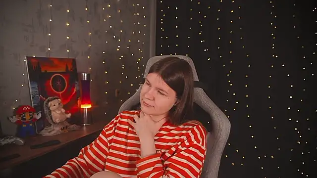 Snapshot of cuteamberlyyy chatting on February 2, 2026, 5:17 am cuteamberlyyy online show from February 2, 2026, 5:17 am