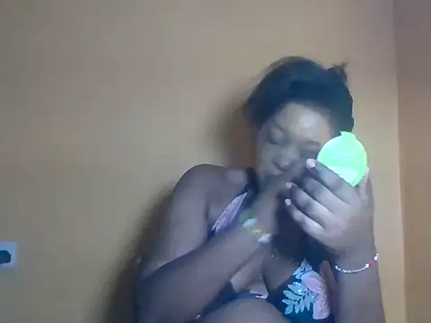 Prettyblackgal online show from May 28, 2026, 9:32 pm