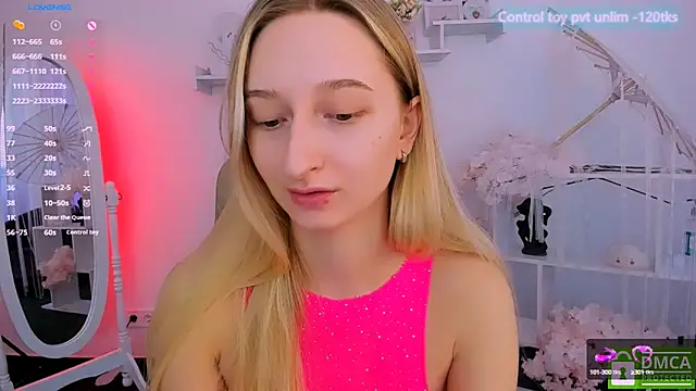 Snapshot of _Ri_na_ chatting on March 7, 2025, 6:24 am Ri na online show from March 7, 2025, 6:24 am