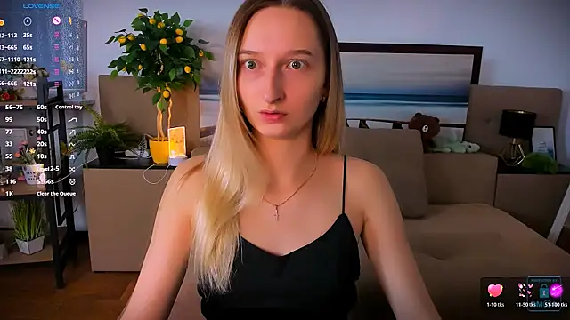 Snapshot of _Ri_na_ chatting on October 20, 2025, 5:20 am Ri na online show from October 20, 2025, 5:20 am