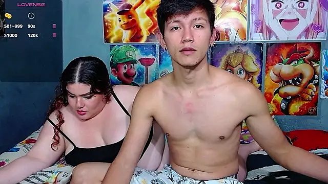 Snapshot of javiandkaty_ chatting on February 2, 2026, 10:36 am javiandkaty online show from February 2, 2026, 10:36 am