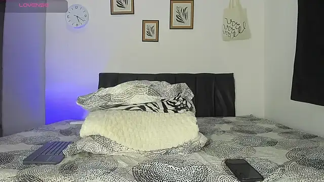 Snapshot of Alex_BigDickkk chatting on December 5, 2025, 7:45 pm Alex BigDickkk online show from December 5, 2025, 7:45 pm