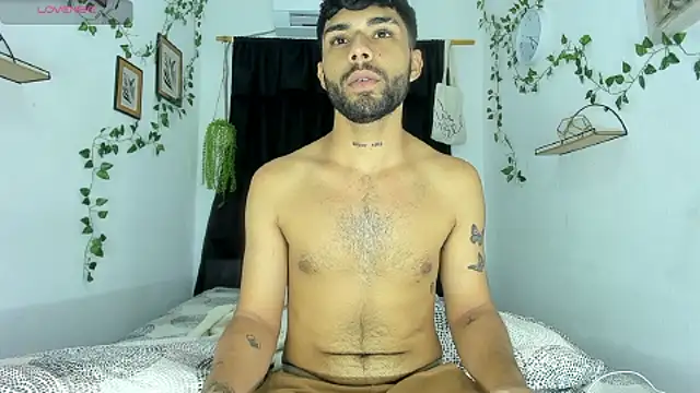 Snapshot of Alex_BigDickkk chatting on September 29, 2025, 10:15 pm Alex BigDickkk online show from September 29, 2025, 10:15 pm