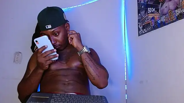 Snapshot of king__Black chatting on June 21, 2026, 11:21 pm king Black online show from June 21, 2026, 11:21 pm