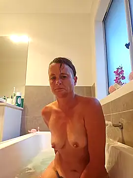 Snapshot of Pussy69Kat chatting on March 10, 2025, 10:18 am Pussy69Kat online show from March 10, 2025, 10:18 am