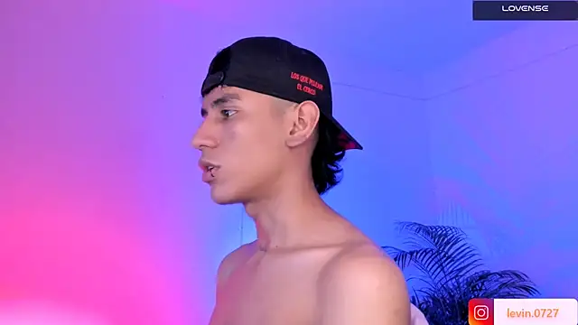 Levin Hikaru online show from November 27, 2025, 3:51 am