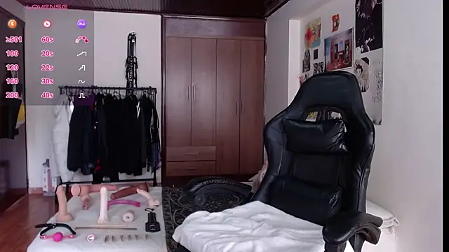 Amahd696 online show from March 25, 2026, 1:43 pm