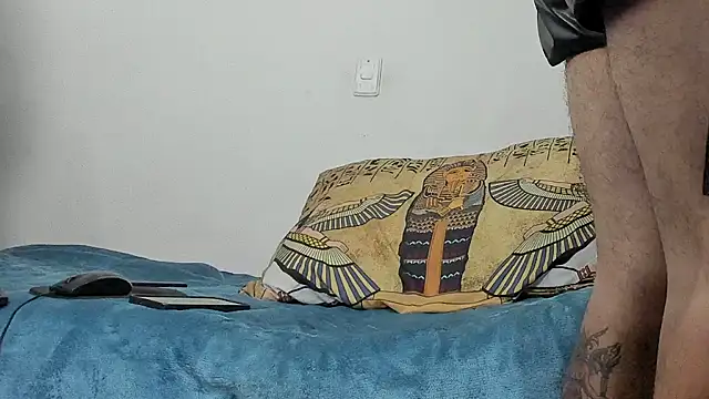 Aaron BigDickxxx online show from October 9, 2025, 9:10 am