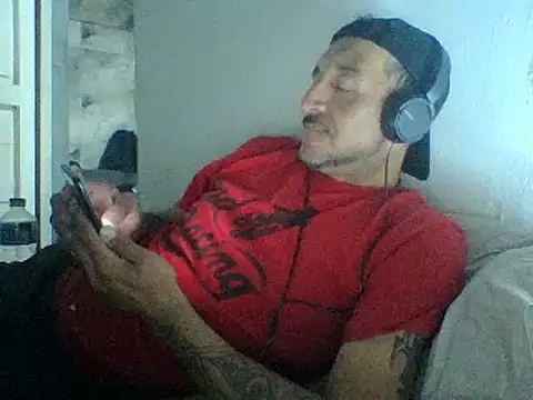 cartiagiz online show from November 6, 2025, 2:37 am