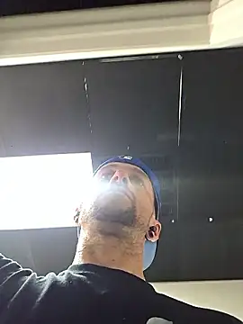 Twin2222 online show from January 9, 2026, 4:47 pm