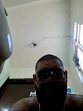 Snapshot of Ricorry@xh chatting on April 3, 2026, 8:48 pm Ricorryxh online show from April 3, 2026, 8:48 pm