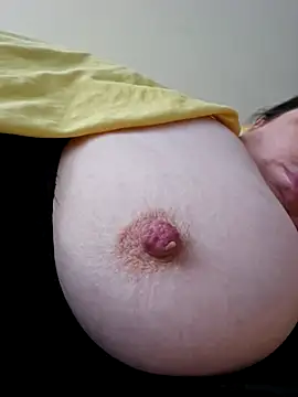 ashezjxm8698 online show from November 3, 2025, 10:30 am