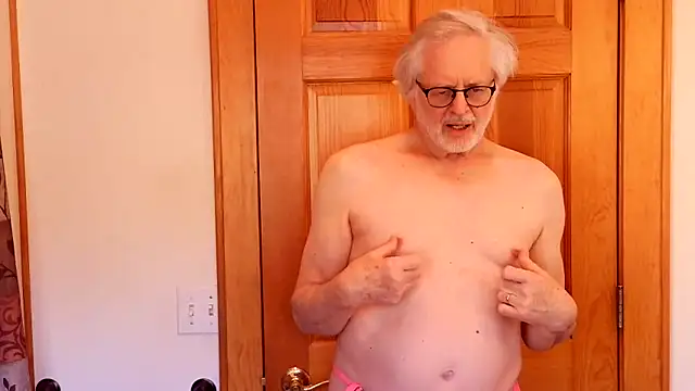 stripfun23 online show from March 12, 2026, 6:56 pm