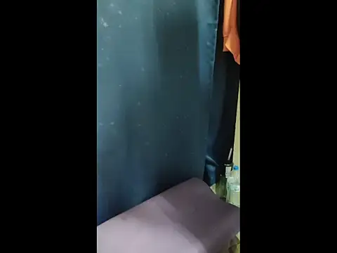 Snapshot of JJjing chatting on December 1, 2025, 11:44 am JJjing online show from December 1, 2025, 11:44 am