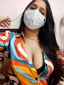 Snapshot of Gloie4u chatting on February 27, 2025, 4:43 pm Gloie4u online show from February 27, 2025, 4:43 pm