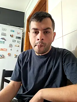 hornny1995 online show from May 22, 2026, 9:07 am