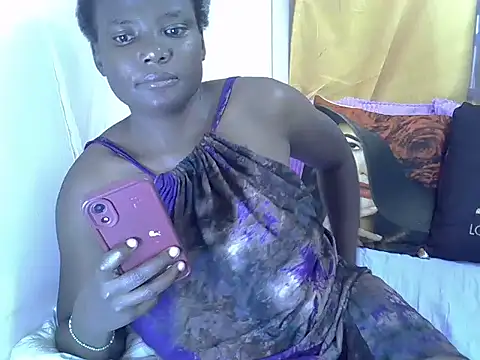 Sweetreena online show from May 20, 2026, 4:04 pm
