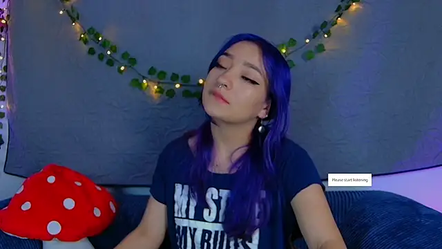 vayolett01 dakotta online show from October 28, 2025, 5:29 am