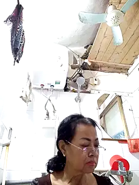 Hotestlove online show from November 11, 2025, 12:38 am