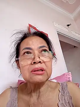 Snapshot of Hotestlove chatting on September 29, 2025, 1:34 am Hotestlove online show from September 29, 2025, 1:34 am