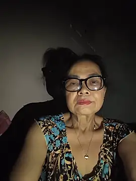 Hotestlove online show from May 28, 2026, 2:56 pm